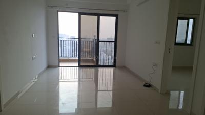 Living Room Image of 916 Sq.ft 2 BHK Apartment / Flat for sale in Amanora Gold Towers, Hadapsar Pune for Rs. 12200000