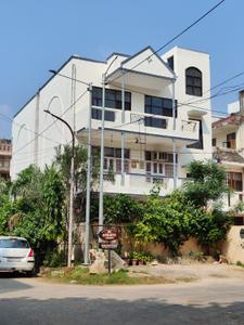 Image of 3200 Sq.ft 4 BHK Builder Floor for sale in Mittal Cosmos Executive, Palam Vihar, Gurgaon for Rs. 25000000
