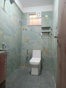 Common Bathroom Image of 1050 Sq.ft 2 BHK Apartment / Flat for rent in Shivaji Nagar Bengaluru for Rs. 32500