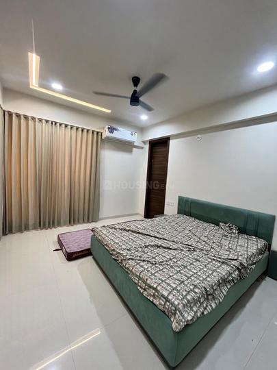 Sharnam Aayan Bedroom 1