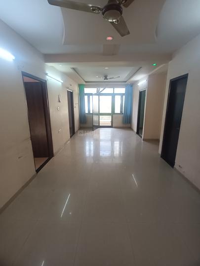 Flat in nirman nagar Main Image 1
