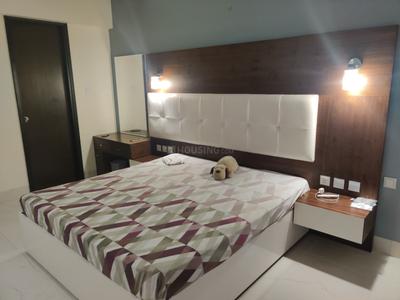 Bedroom Image of 3000 Sq.ft 4 BHK Apartment / Flat for rent in Janta Falcon View, JLPL Industrial Area Mohali for Rs. 90000