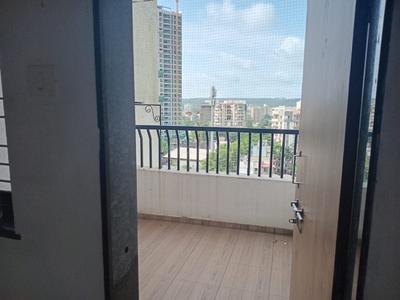 Balcony Image of 950 Sq.ft 2 BHK Apartment / Flat for rent in Mantri Kinara, Bopodi Pune for Rs. 30000