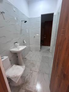 Bathroom Image of 2100 Sq.ft 3 BHK Duplex for sale in Canal Road Dehradun for Rs. 13500000
