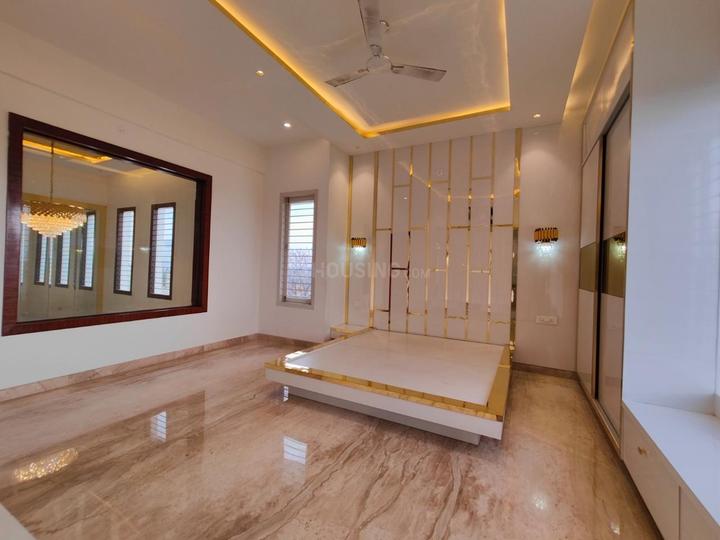 D Group Employees Layout Main Image 1