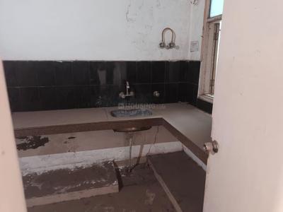Kitchen Image of 950 Sq.ft 2 BHK Apartment / Flat for sale in Hazratganj Lucknow for Rs. 7600000
