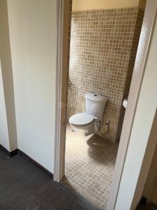 Bathroom Image of 1580 Sq.ft 3 BHK Apartment / Flat for sale in Paras Tierea, Sector 137 Noida for Rs. 14000000