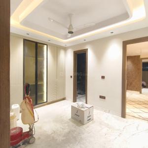 Bedroom Image of 1000 Sq.ft 2 BHK Builder Floor for sale in Lajpat Nagar New Delhi for Rs. 20500000