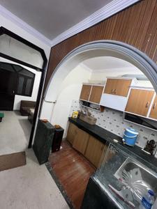 Kitchen Image of 500 Sq.ft 2 BHK Builder Floor for rent in Krishna Nagar New Delhi for Rs. 28000