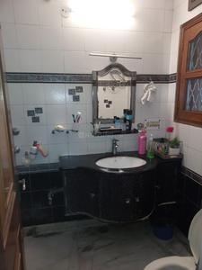 Bathroom Image of 1350 Sq.ft 3 BHK Apartment / Flat for sale in Sector 14 Rohini New Delhi for Rs. 26000000