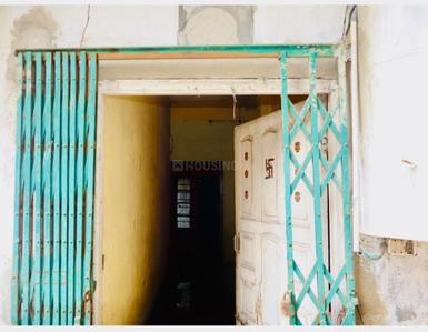 Bedroom Image of 1000 Sq.ft 3 BHK Independent House for rent in Baguiati Kolkata for Rs. 17000