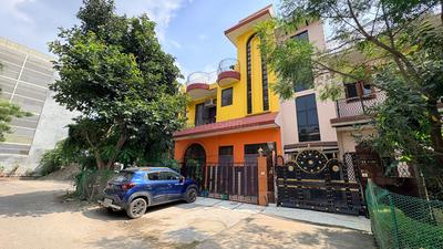 6 BHK Independent House