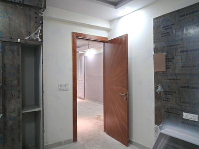 Bedroom Image of 1450 Sq.ft 3 BHK Apartment / Flat for sale in DM Infra, Sector 104 Noida for Rs. 5800000