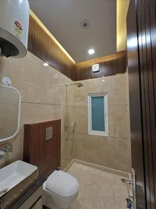 Bathroom Image of 900 Sq.ft 2 BHK Builder Floor for rent in Rajouri Apartments, Subhash Nagar New Delhi for Rs. 45000