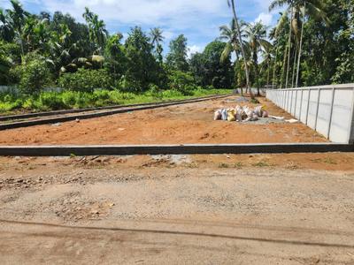 Image of 202 Sq.ft Residential Plot / Land for sale in North Paravoor, Kochi for Rs. 450000