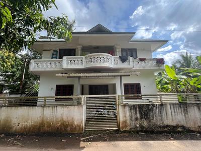 5 BHK Independent House