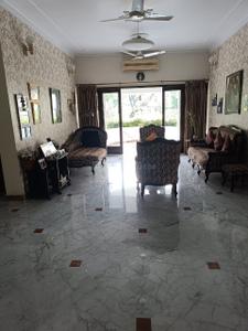 Hall Image of 6000 Sq.ft 7 BHK Independent House for sale in Lake Gardens Kolkata for Rs. 90000000