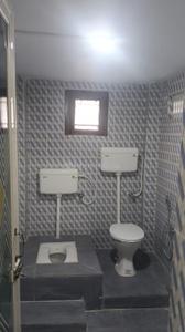Bathroom Image of 300 Sq.ft 1 BHK Apartment / Flat for rent in Krishna Nagar Agartala for Rs. 10000