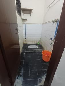 Bathroom Image of 325 Sq.ft 1 RK Apartment / Flat for sale in West Mambalam Chennai for Rs. 2400000