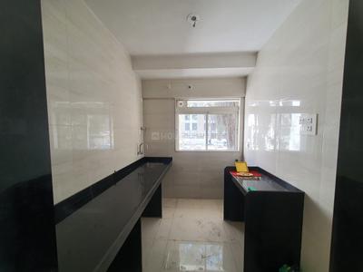 Kitchen Image of 500 Sq.ft 2 BHK Apartment / Flat for sale in Prabhadevi Mumbai for Rs. 25000000