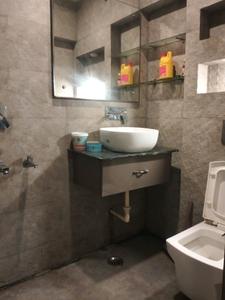 Common Bathroom Image of 1250 Sq.ft 3 BHK Apartment / Flat for sale in Paschim Vihar New Delhi for Rs. 14500000