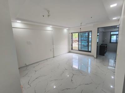 Living Room Image of 807 Sq.ft 3 BHK Apartment / Flat for rent in Kaveri Heights, Ghatkopar East Mumbai for Rs. 95000