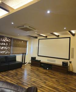 Hall Image of 12000 Sq.ft 6 BHK Villa for sale in Ellora Park Vadodara for Rs. 130000000