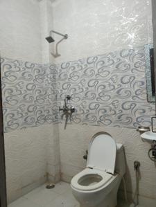 Bathroom Image of 2000 Sq.ft 3.5 BHK Independent House for sale in Sector 10A Gurgaon for Rs. 29000000