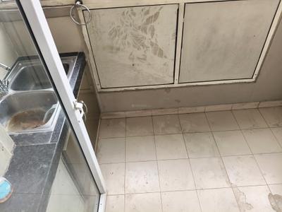 Kitchen Image of 1340 Sq.ft 3 BHK Apartment / Flat for rent in Gulshan Ikebana, Sector 143 Noida for Rs. 33000