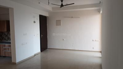 Living Room Image of 1090 Sq.ft 2 BHK Apartment / Flat for rent in Prateek Grand City, Siddharth Vihar Ghaziabad for Rs. 30000