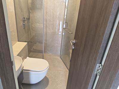 Bathroom Image of 1125 Sq.ft 2 BHK Apartment / Flat for sale in Embassy Marquis Residences, Malad West Mumbai for Rs. 21100000