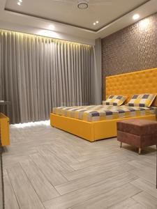Bedroom Image of 2350 Sq.ft 4.5 BHK Builder Floor for sale in Central Park Clover Floors, Sector 33 Sohna for Rs. 40000000