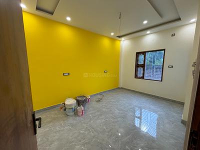 Bedroom Image of 2240 Sq.ft 5 BHK Independent House for sale in Chitaipur Varanasi for Rs. 15500000