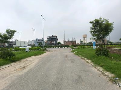 Image of 239 Sq.ft Residential Plot / Land for sale in Wave City, Ghaziabad for Rs. 25500000