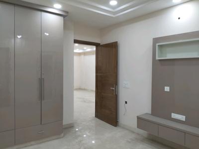 Bedroom Image of 1500 Sq.ft 3 BHK Builder Floor for sale in Mukherjee Nagar New Delhi for Rs. 23000000