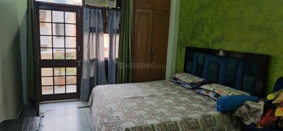 Bedroom Image of 2400 Sq.ft 3.5 BHK Builder Floor for sale in Vaishali Ghaziabad for Rs. 26500000