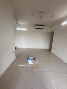 Living Room Image of 950 Sq.ft 2 BHK Apartment / Flat for rent in Lodha Amara, Kolshet Thane for Rs. 43000