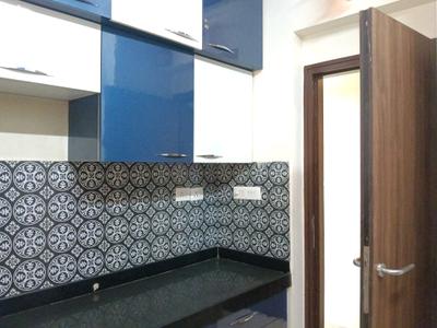 Kitchen Image of 750 Sq.ft 2 BHK Apartment / Flat for sale in Lodha Amara, Thane West Thane for Rs. 13500000