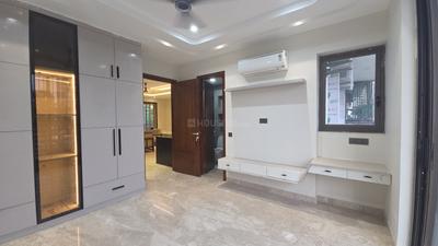 Bedroom Image of 2350 Sq.ft 4 BHK Builder Floor for sale in Sector 102 Gurgaon for Rs. 40000000