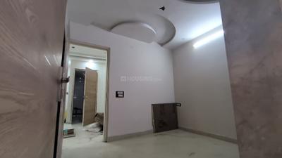 Bedroom Image of 950 Sq.ft 3 BHK Builder Floor for sale in Bali Nagar New Delhi for Rs. 10000000