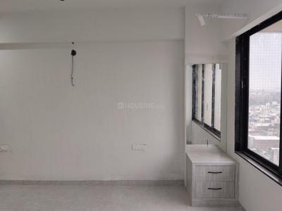 Bedroom Image of 1350 Sq.ft 4 BHK Apartment / Flat for rent in Chanakyapuri Ahmedabad for Rs. 43500