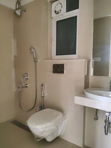 Common Bathroom Image of 885 Sq.ft 2 BHK Apartment / Flat for rent in Ashar Edge, Thane West Thane for Rs. 45000
