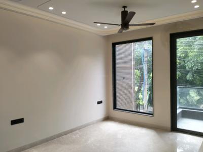 Bedroom Image of 2538 Sq.ft 4 BHK Builder Floor for sale in Model Town New Delhi for Rs. 60000000