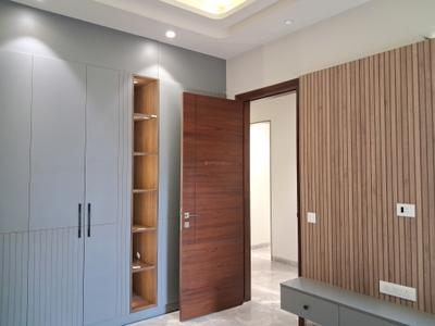Bedroom Image of 1350 Sq.ft 3 BHK Builder Floor for rent in Paschim Vihar New Delhi for Rs. 75000