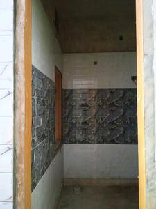 Common Bathroom Image of 900 Sq.ft 3 BHK Builder Floor for sale in DLF Ankur Vihar Ghaziabad for Rs. 3500224