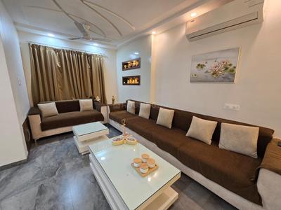 Hall Image of 1300 Sq.ft 2 BHK Apartment / Flat for rent in Geeta Bhawan Indore for Rs. 21000