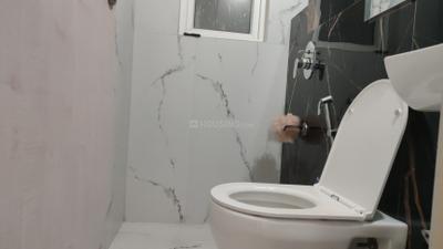 Bathroom Image of 651 Sq.ft 1 BHK Apartment / Flat for rent in Ruparel Skygreens I, Kandivali West Mumbai for Rs. 37000