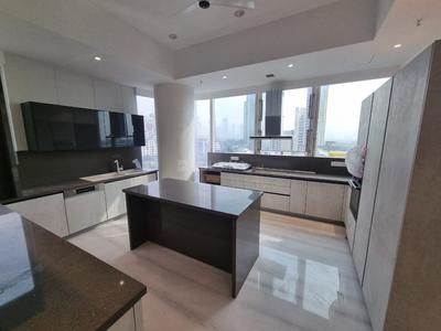 Kitchen Image of 2200 Sq.ft 3 BHK Apartment / Flat for sale in Indiabulls Blu Tower D, Worli Mumbai for Rs. 210000000