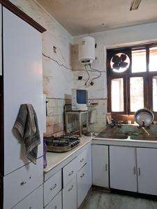 Kitchen Image of 1500 Sq.ft 3 BHK Builder Floor for rent in Sector 44 Noida for Rs. 80000