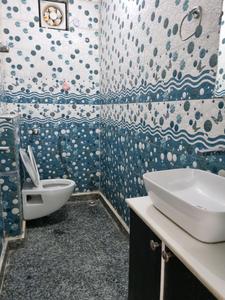 Common Bathroom Image of 500 Sq.ft 2 BHK Apartment / Flat for sale in Radhika Apartment, Sector 14 Dwarka New Delhi for Rs. 8500000
